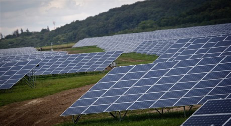 Solární energie. Nevyužitý potenciál nebo ekologická katastrofa?